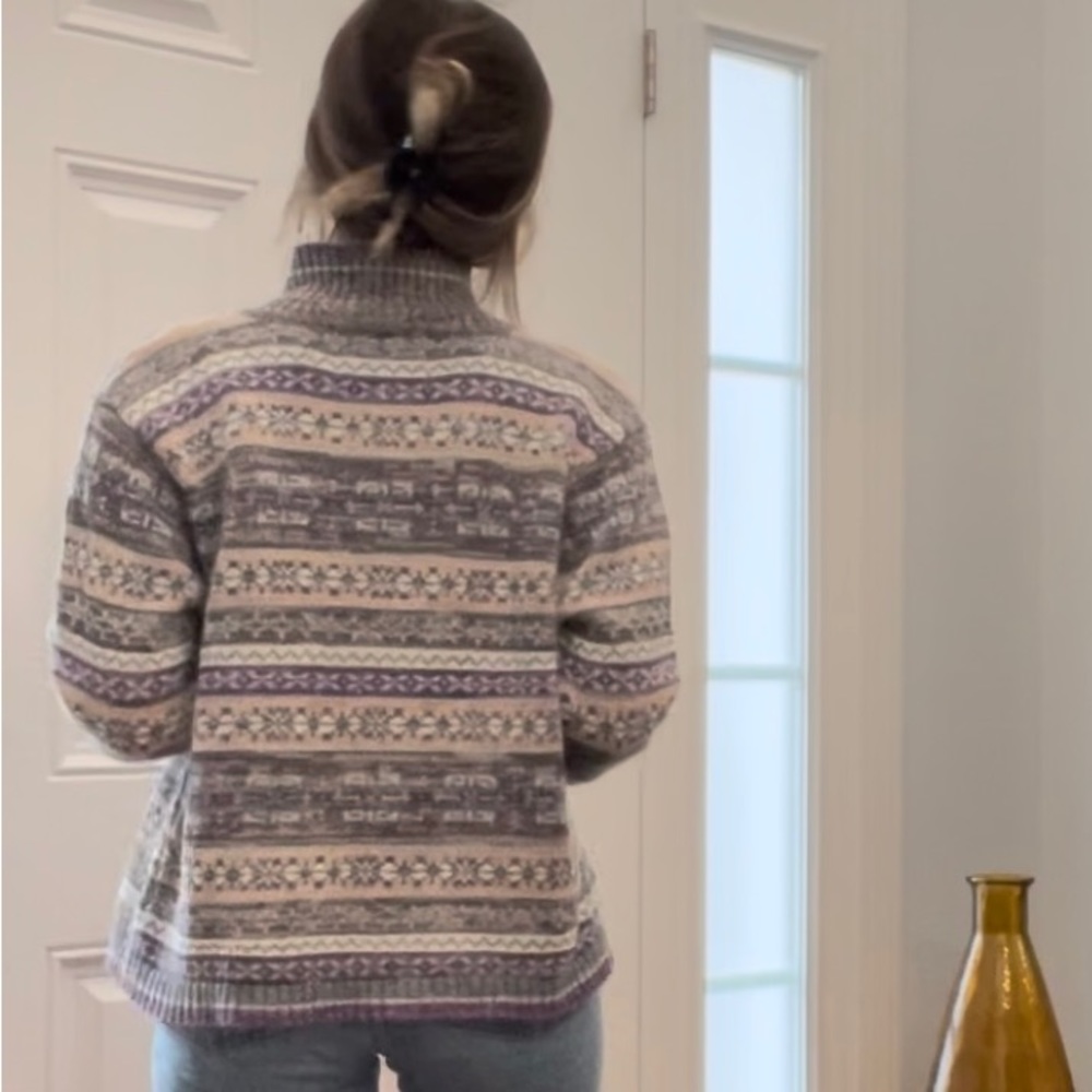 Threaded Tiara Zip Sweater - Picture 2 of 4